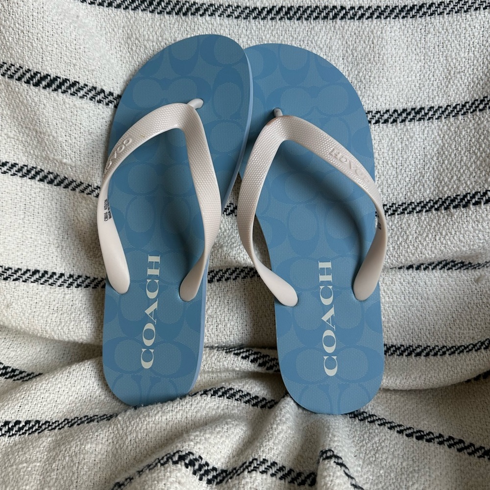 New COACH flip flops, size L (9-10)